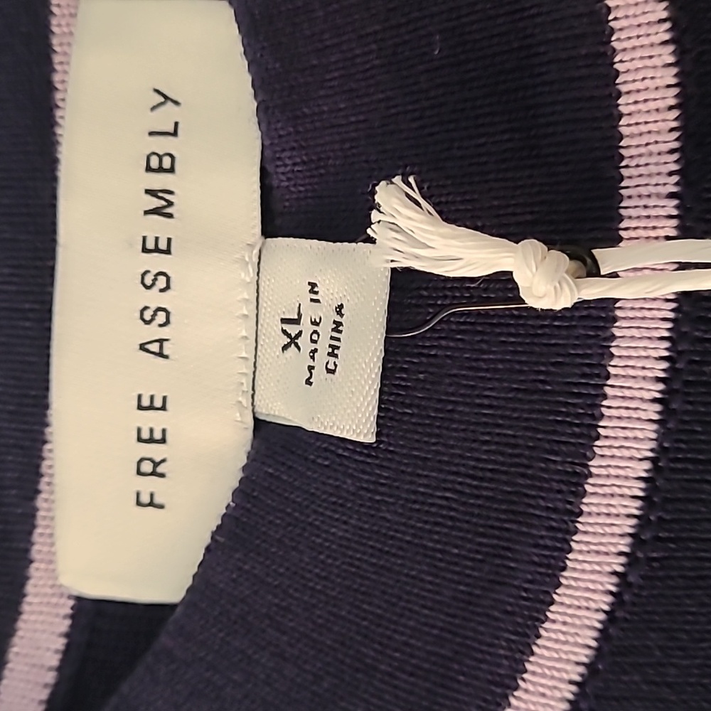 FREE ASSEMBLY SWEATER MIDI DRESS SIZE XL - Picture 3 of 6